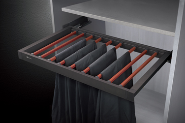 Trousers rack