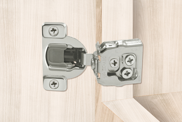 S6D02 Soft-closing Compact inner Hinge